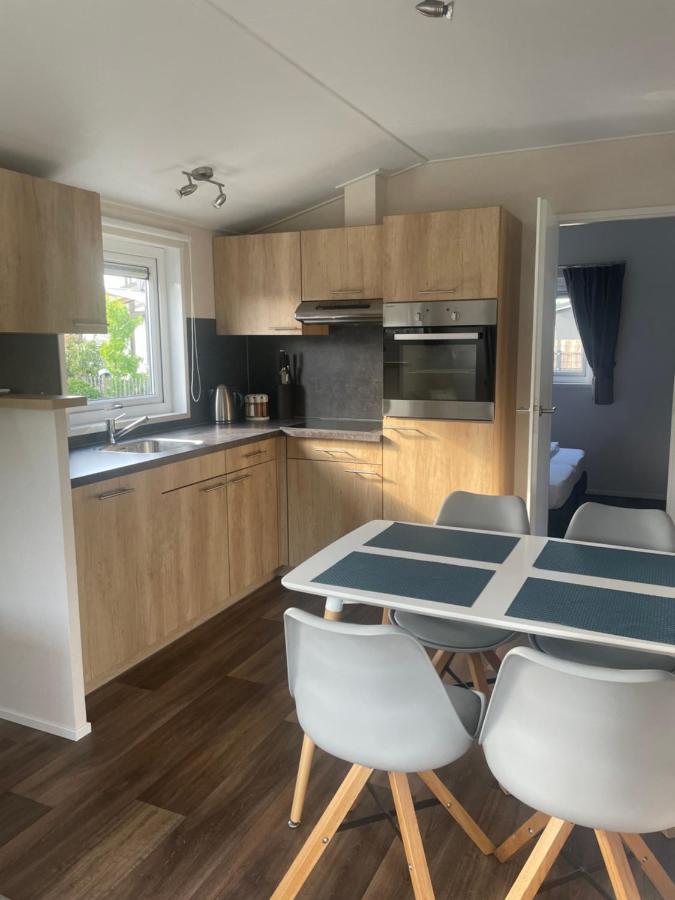 Ferienhaus Auszeit Am Guelser Moselbogen 20 In Koblenz Coblenza Exterior foto
