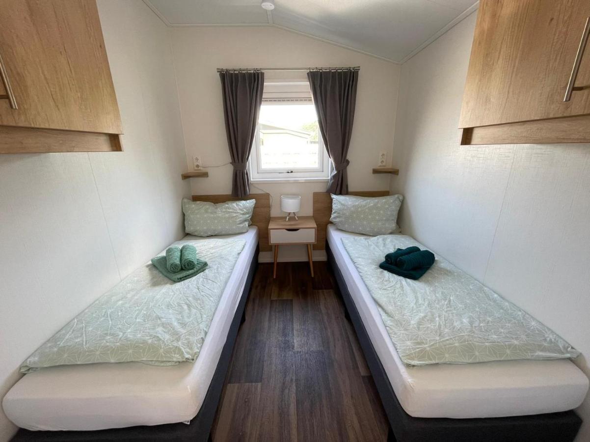 Ferienhaus Auszeit Am Guelser Moselbogen 20 In Koblenz Coblenza Exterior foto
