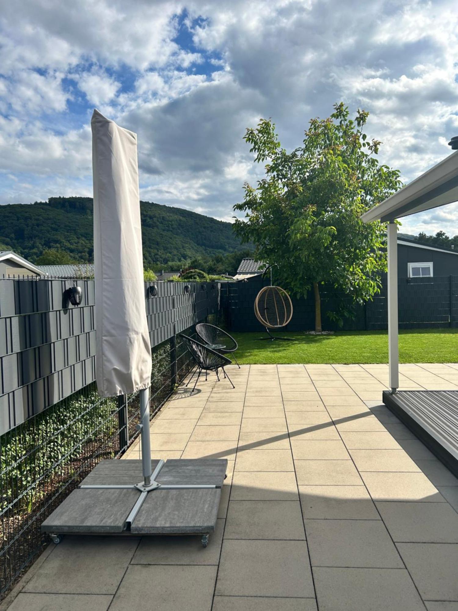 Ferienhaus Auszeit Am Guelser Moselbogen 20 In Koblenz Coblenza Exterior foto