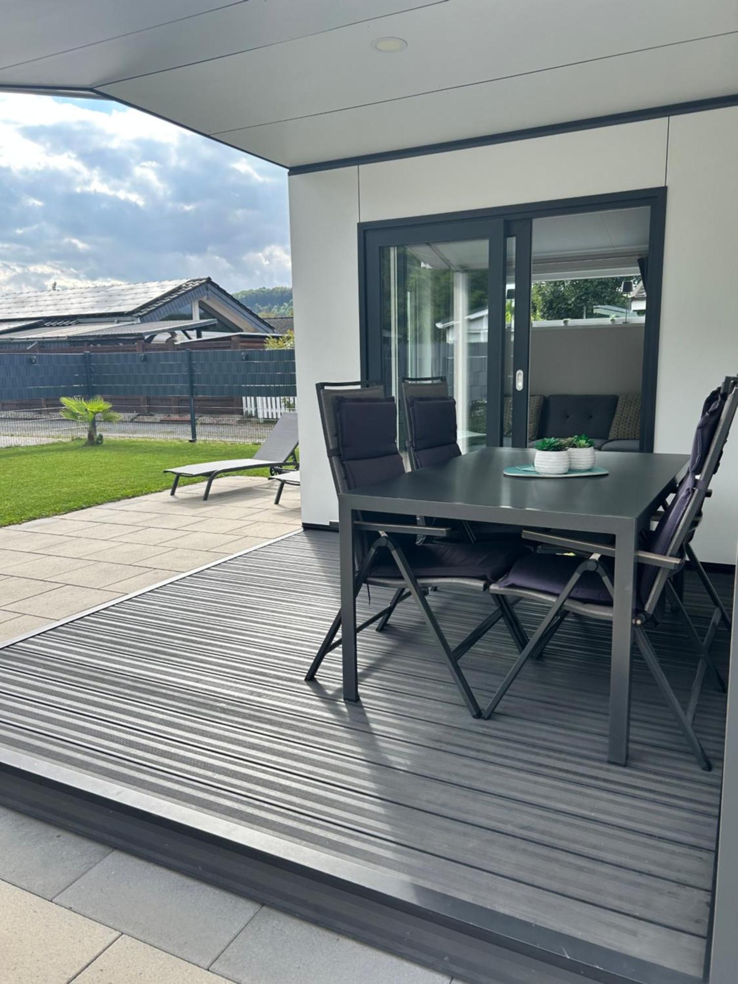 Ferienhaus Auszeit Am Guelser Moselbogen 20 In Koblenz Coblenza Exterior foto